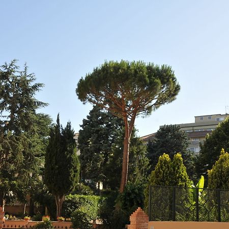 Alessandro III ローマ エクステリア 写真